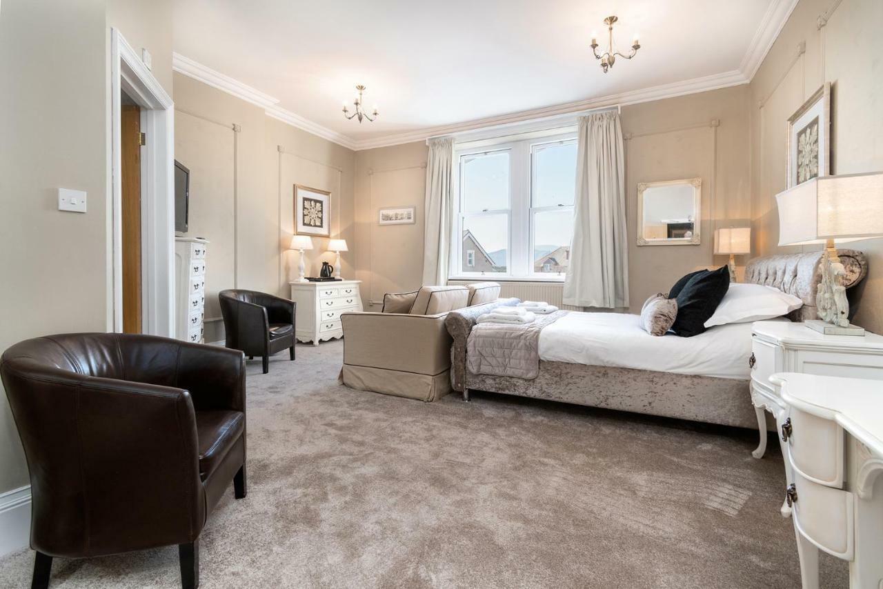 Lansdowne House With Private Car Park Hotel Llandudno Bagian luar foto