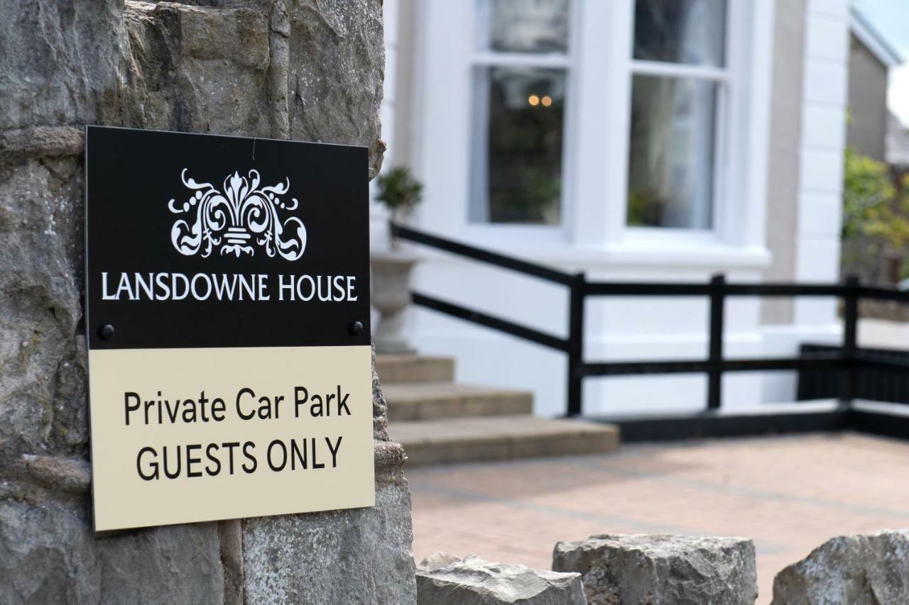 Lansdowne House With Private Car Park Hotel Llandudno Bagian luar foto